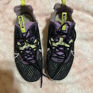 Nike Women's Black and Purple Athletic Shoes